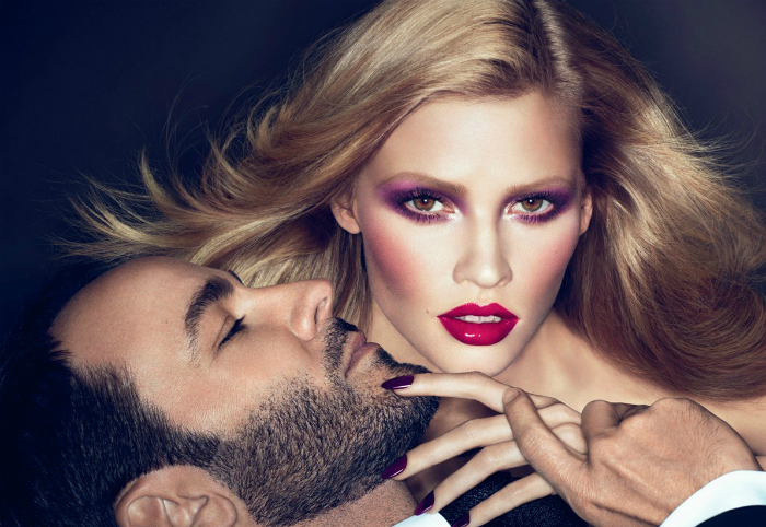 TOM_FORD_Violet_Dusk_Lara_Stone